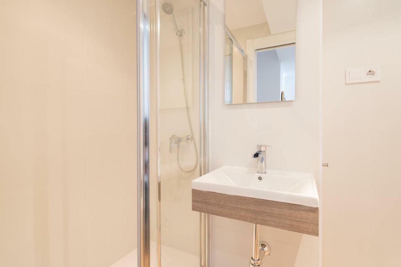 Centrico Apartamento 2 Dorm Малага Экстерьер фото